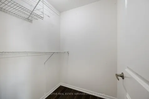 101 Mccleave Crescent Brampton ON L6Y 4Y9