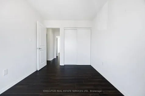 101 Mccleave Crescent Brampton ON L6Y 4Y9