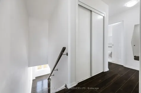 101 Mccleave Crescent Brampton ON L6Y 4Y9