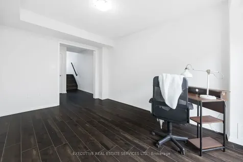 101 Mccleave Crescent Brampton ON L6Y 4Y9