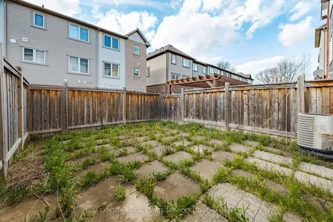 101 Mccleave Crescent Brampton ON L6Y 4Y9