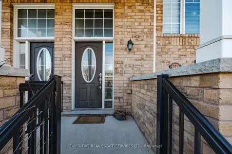 101 Mccleave Crescent Brampton ON L6Y 4Y9
