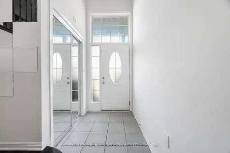 101 Mccleave Crescent Brampton ON L6Y 4Y9