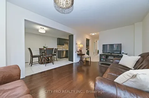 230 Duncan Lane Milton ON L9T 8B6