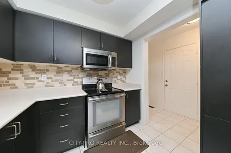 230 Duncan Lane Milton ON L9T 8B6