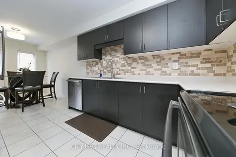 230 Duncan Lane Milton ON L9T 8B6