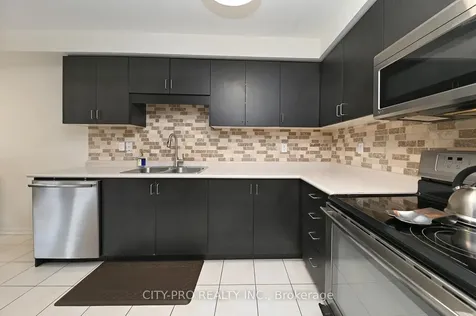 230 Duncan Lane Milton ON L9T 8B6