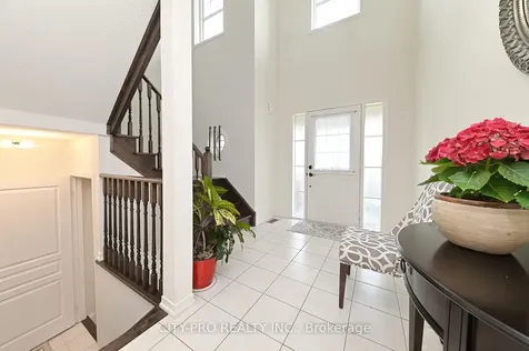 230 Duncan Lane Milton ON L9T 8B6
