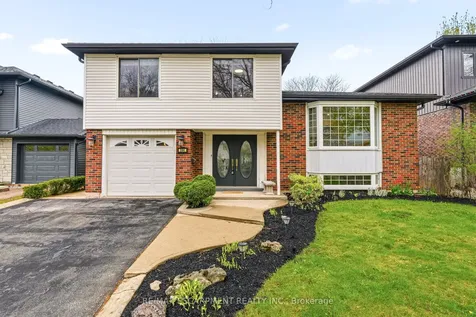 694 Mullin Way Burlington ON L7L 4J7