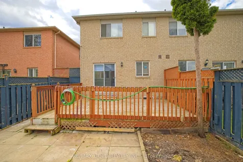 44 Baha Crescent Brampton ON L7A 2J3