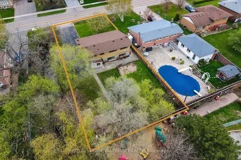 565 Pinegrove Road Oakville ON L6K 2C5