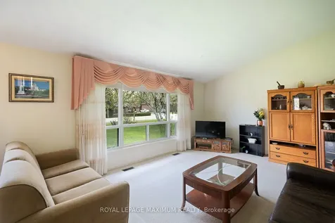 565 Pinegrove Road Oakville ON L6K 2C5
