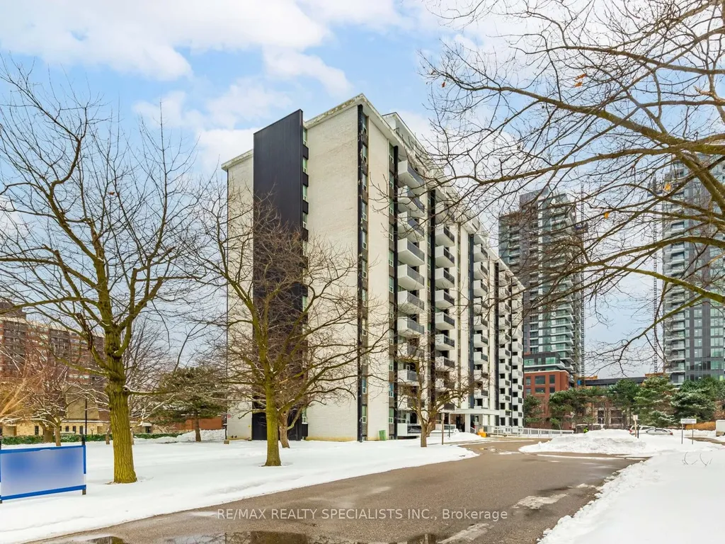 151 La Rose Avenue Toronto ON M9P 1B3
