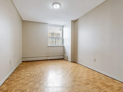 151 La Rose Avenue Toronto ON M9P 1B3
