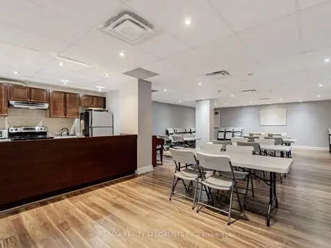 151 La Rose Avenue Toronto ON M9P 1B3