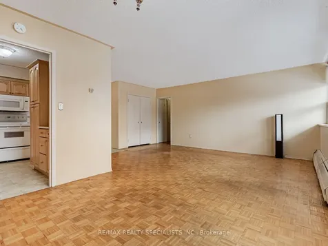 151 La Rose Avenue Toronto ON M9P 1B3