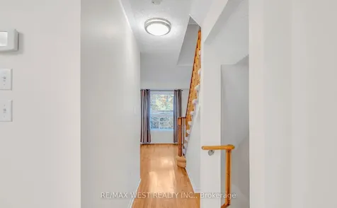 5530 Glen Erin Drive Mississauga ON L5M 6E8