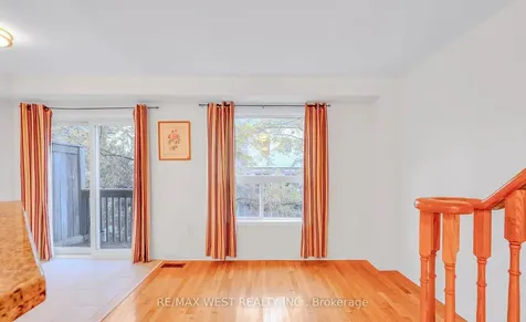 5530 Glen Erin Drive Mississauga ON L5M 6E8