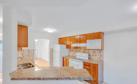5530 Glen Erin Drive Mississauga ON L5M 6E8