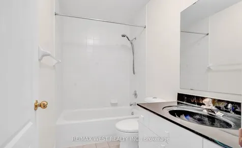 5530 Glen Erin Drive Mississauga ON L5M 6E8