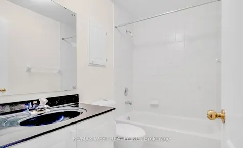 5530 Glen Erin Drive Mississauga ON L5M 6E8