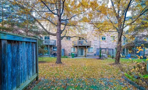 5530 Glen Erin Drive Mississauga ON L5M 6E8