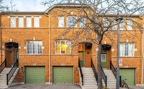 5530 Glen Erin Drive Mississauga ON L5M 6E8