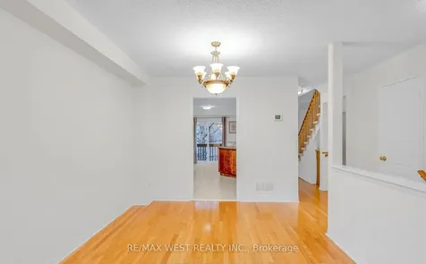5530 Glen Erin Drive Mississauga ON L5M 6E8