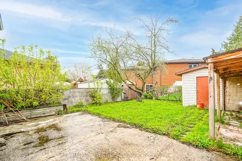 23 Irwin Road Toronto ON M9W 2P6