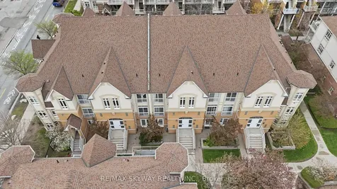 11 Pine Street Toronto ON M9N 0A6