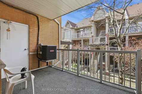 11 Pine Street Toronto ON M9N 0A6