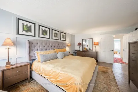 2145 Country Club Drive Burlington ON L7M 4E1