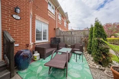 2145 Country Club Drive Burlington ON L7M 4E1