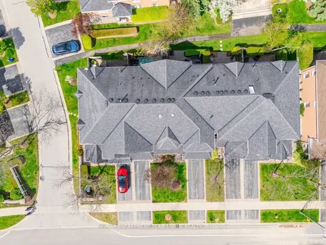 2145 Country Club Drive Burlington ON L7M 4E1