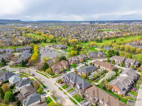 2145 Country Club Drive Burlington ON L7M 4E1