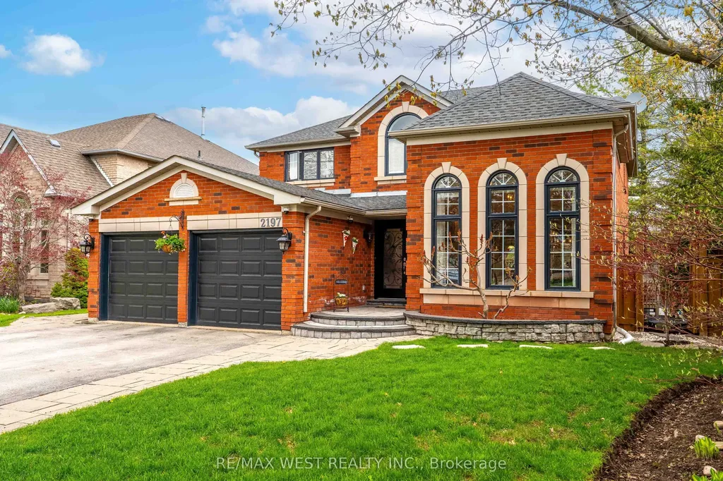 2197 Shaftesbury Court Oakville ON L6H 6C6