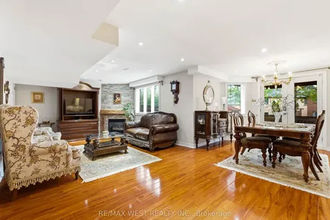 2197 Shaftesbury Court Oakville ON L6H 6C6