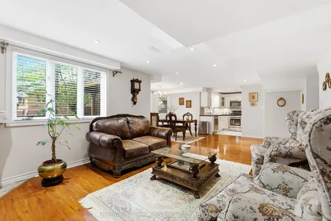 2197 Shaftesbury Court Oakville ON L6H 6C6