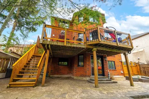 2197 Shaftesbury Court Oakville ON L6H 6C6