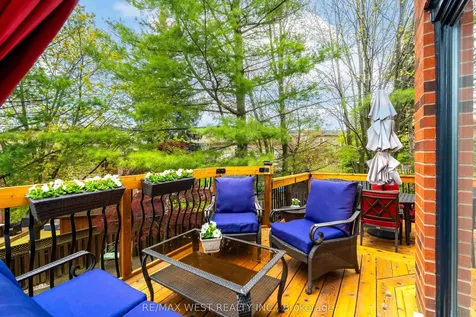2197 Shaftesbury Court Oakville ON L6H 6C6