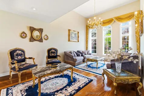 2197 Shaftesbury Court Oakville ON L6H 6C6