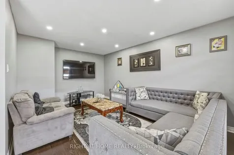 8 Fletchers Creek Boulevard Brampton ON L6X 4R6
