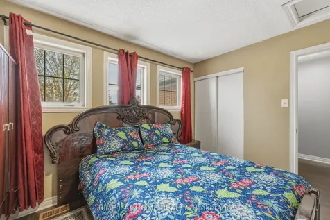 8 Fletchers Creek Boulevard Brampton ON L6X 4R6