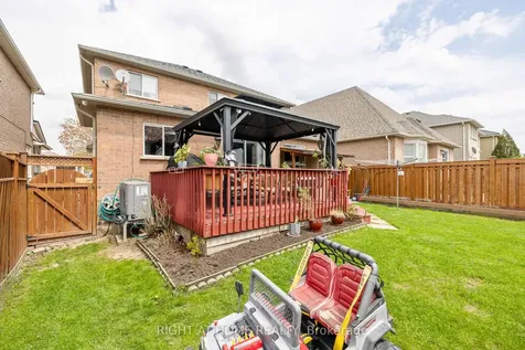 8 Fletchers Creek Boulevard Brampton ON L6X 4R6