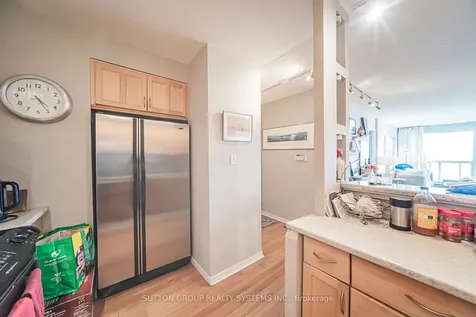 2261 Lakeshore Boulevard W Toronto ON M8V 3X1