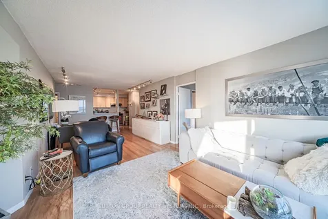 2261 Lakeshore Boulevard W Toronto ON M8V 3X1