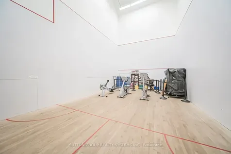 2261 Lakeshore Boulevard W Toronto ON M8V 3X1