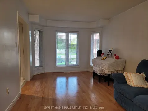 1406 Rimon Street Mississauga ON L5V 1T9
