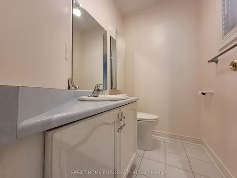 1406 Rimon Street Mississauga ON L5V 1T9