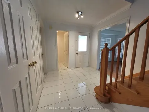 1406 Rimon Street Mississauga ON L5V 1T9